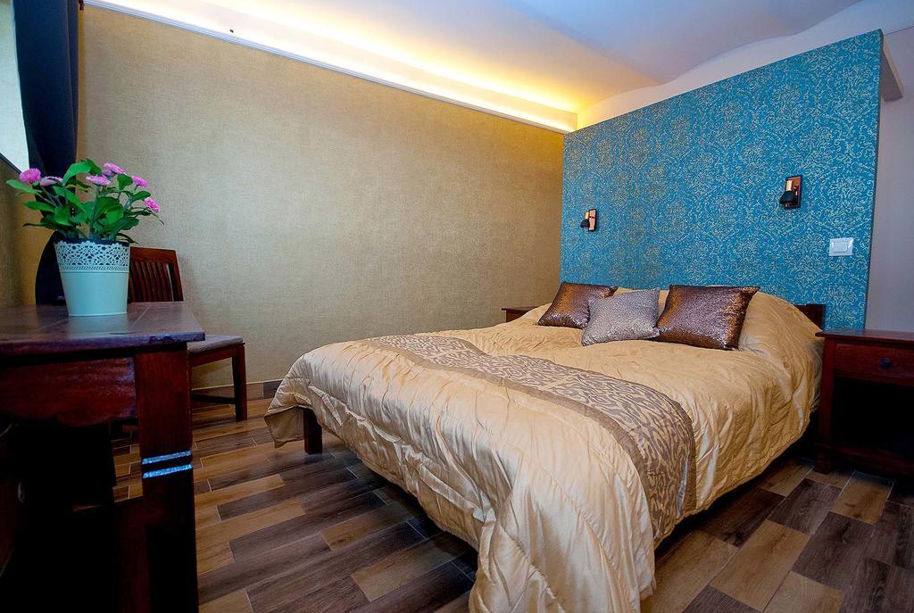 Aradi Apartman Печ Екстер'єр фото