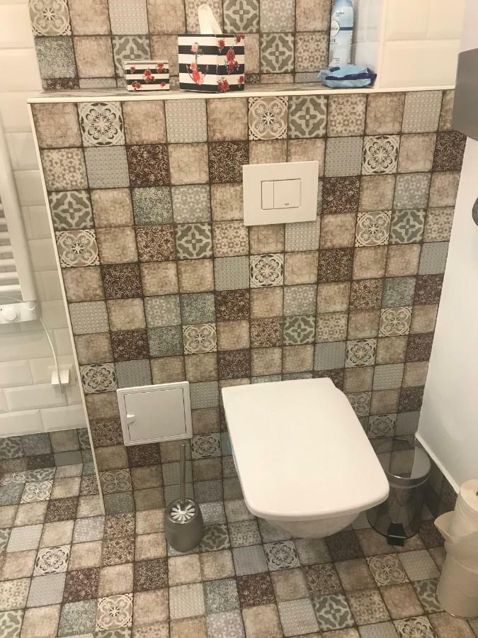 Aradi Apartman Печ Екстер'єр фото